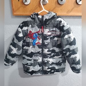Boys Spider-Man 3 Camo Winter Coat with Hood size 4T